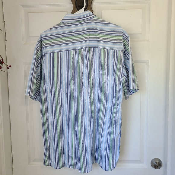 (611) Izod Men's Classic Short Sleeve Button Down Shirt, Size: L Color: Striped - Picture 9 of 11